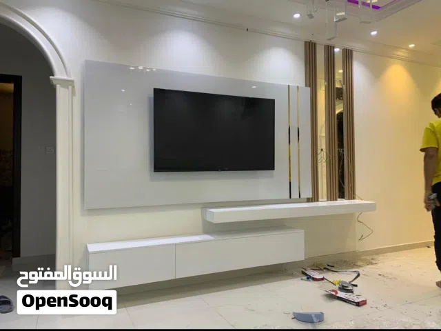 دهانات ديكورات بديل خشب بديل رخام شاشات بارز مرايات رفوف شيبورد صنعاء