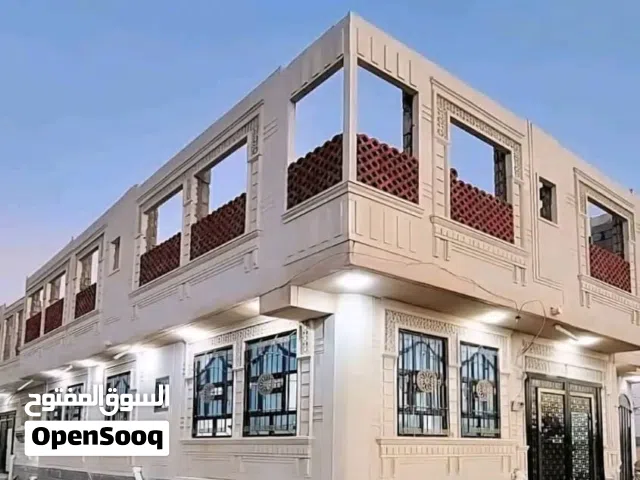120 m2 4 Bedrooms Townhouse for Sale in Sana'a Ar Rawdah