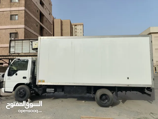 اجار لوري تبريد يومي واسبوعي وشهري
