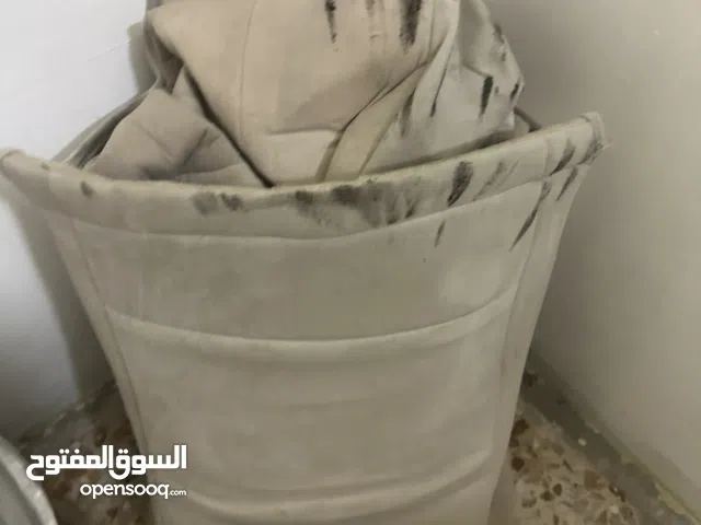 السلام عليكم  تلبيسه كشن كورلا ساز للبيع مخمل سعره 150وبيه مجال