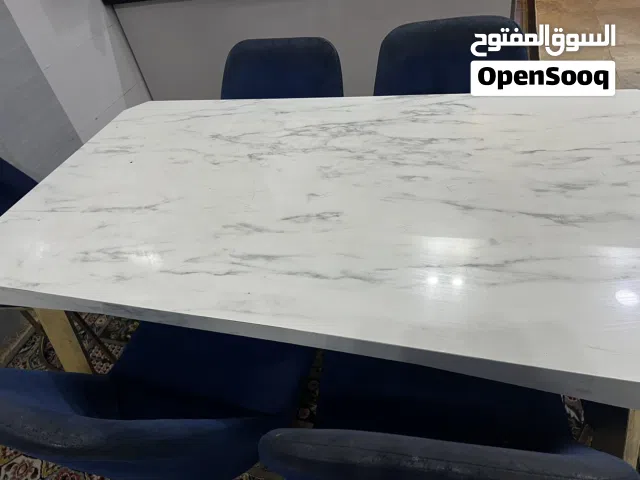 طاوله طعام نظيفه مرمر