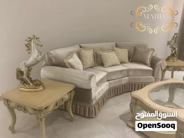 أقمشة  لتنجيد الكنب بأروع التصاميم وأجمل الألوان لتجديد أثاثك بلمسة من الأناقة وتفصيل حسب الطلب
