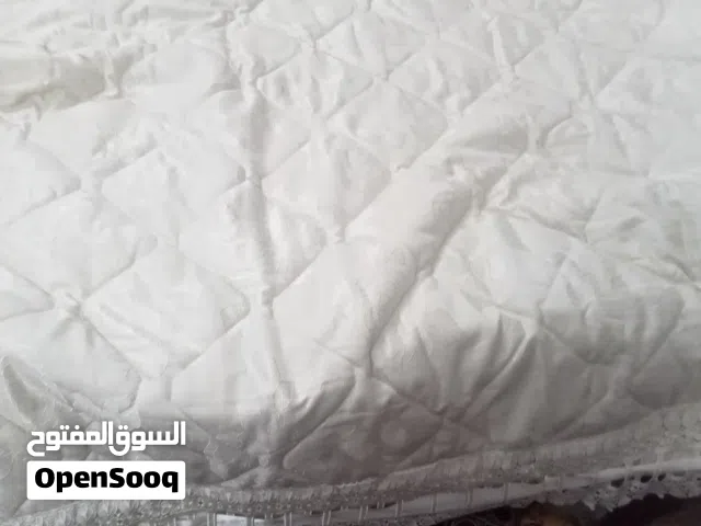 افارش سرير كبير للعرايس استخدام خفيف