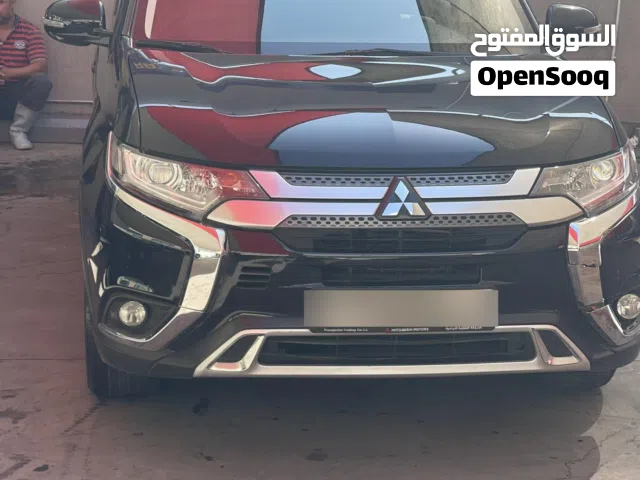 2022 ميتسوبيشي اوتلاندر GLX