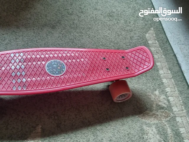 سكيت للبيع بحالة جيدة جدا شبه جديد