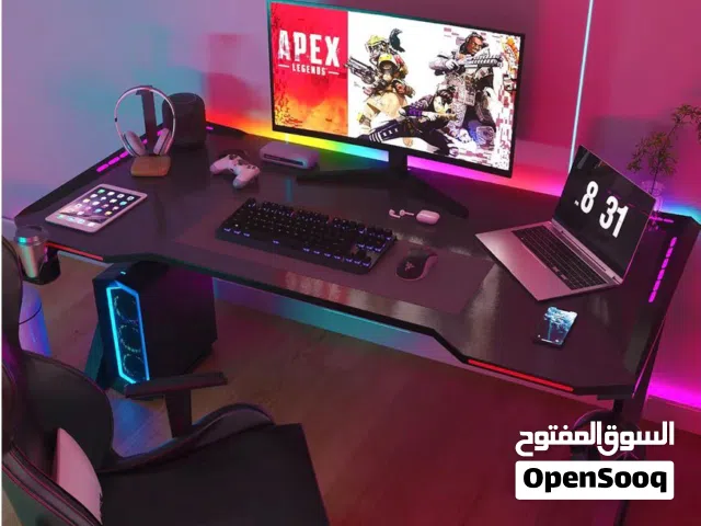 طاولات أو مكتبه قيمنج جديدات للبيع