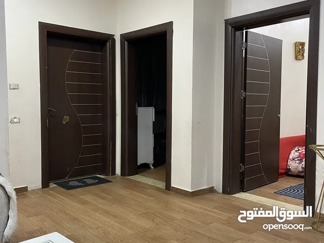 شقة الدور الاول مدخل مستقل مكان سوق الجمعة