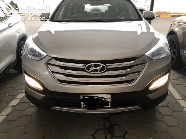 Hyundai Santa Fe 2016 in Kuwait City