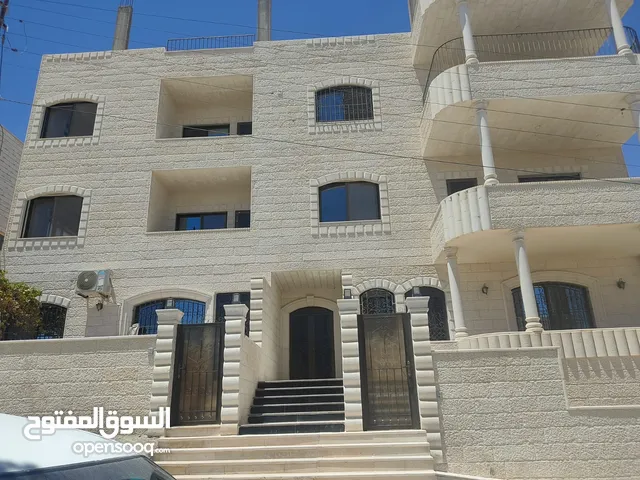 900m2 3 Bedrooms Apartments for Sale in Zarqa Al Zarqa Al Jadeedeh