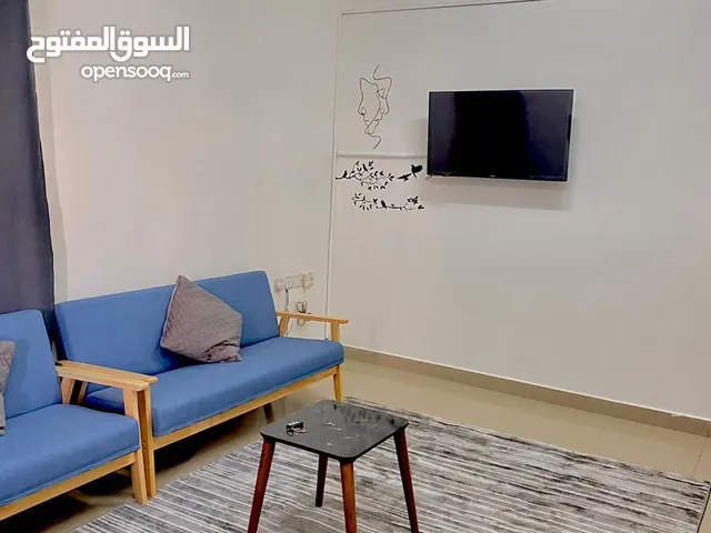 سكن للموظفات و الطالبات...