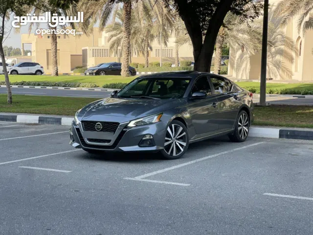 Used Nissan Altima in Sharjah