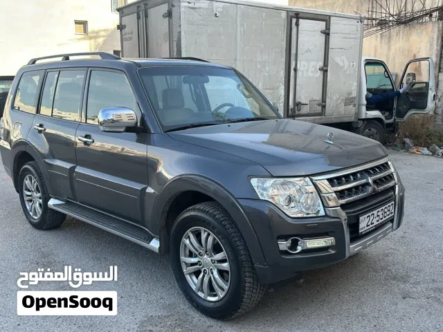 2016 ميتسوبيشي باجيرو GLS