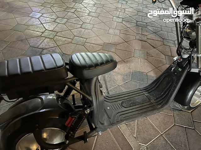هارلي يديده مب مستعمله وايد استعمال بصيط