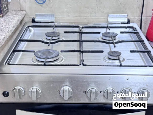 كاونتر وطباخ