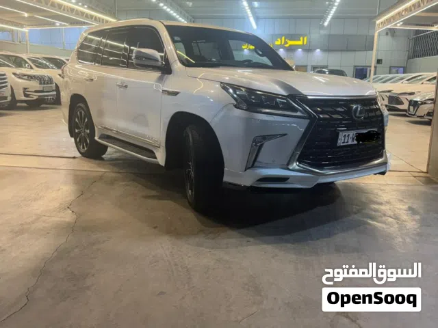 2017 لكزس LX LX 570