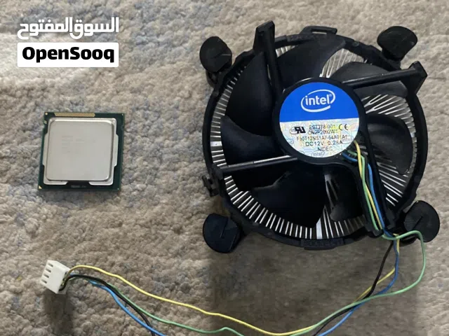 معالج Intel I7-2600 نضيف بحالة جيدة.