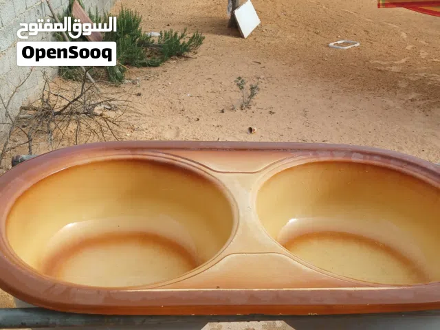 حوض مطبخ غاطس رخام في حالة ممتازه