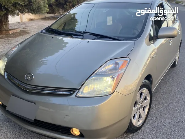 Used Toyota Prius in Amman