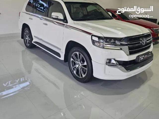 Used Toyota Land Cruiser in Muscat