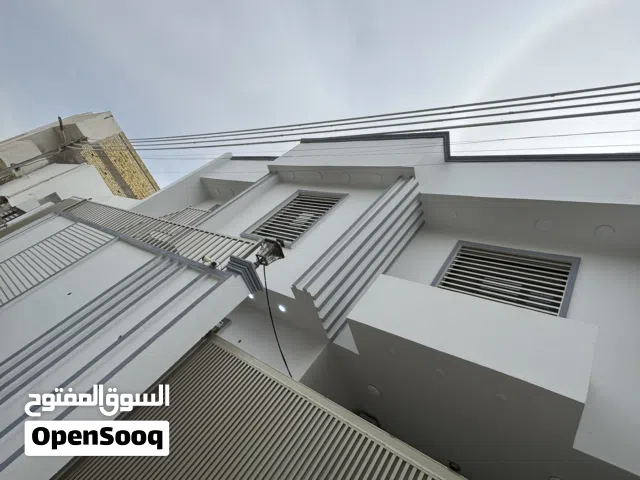 150 m2 2 Bedrooms Townhouse for Rent in Basra Baradi'yah