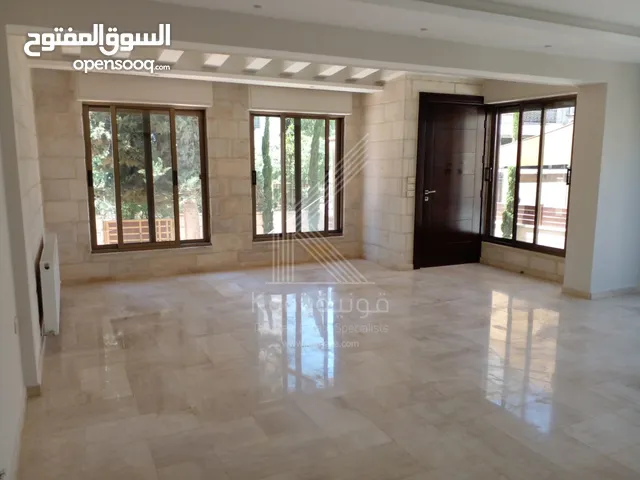 215m2 3 Bedrooms Apartments for Sale in Amman Um El Summaq