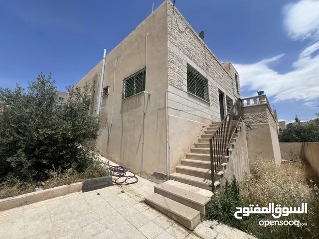 137 m2 3 Bedrooms Townhouse for Sale in Zarqa Al Zawahra