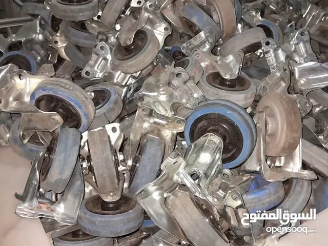 بالكيلو متاح للبيع عدد 850 طقم ايطالي عجالات عربات يدوية متحركة يوجد عجل بفرامل.الجيزة