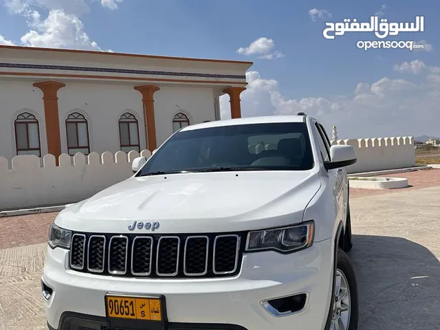Jeep Grand Cherokee 2018 in Al Dhahirah