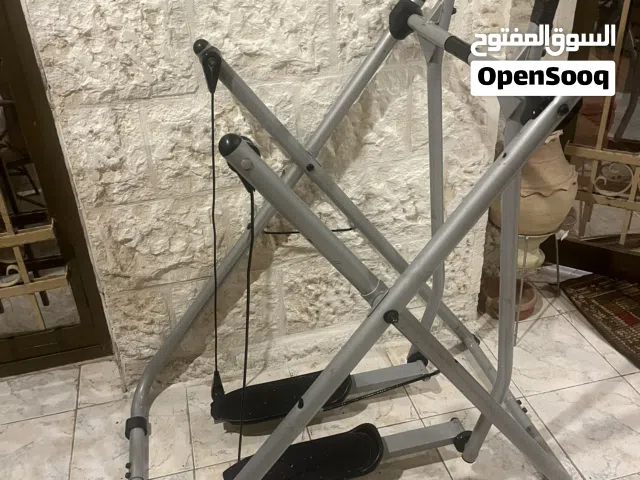 للبيع جهاز رياضة منزلي بحالة ممتازة وشغال 100%، مناسب للتمارين اليومية وحرق السعرات