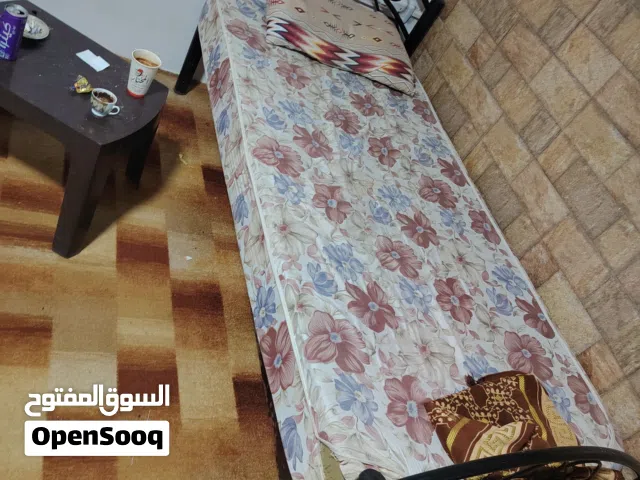 تخت حديد مفرد