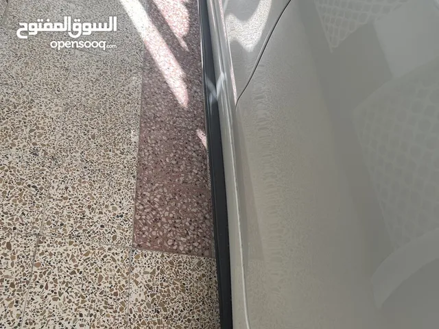 للبيع زوايد