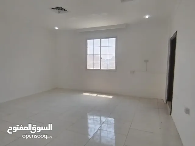 100 m2 3 Bedrooms Apartments for Rent in Kuwait City Surra