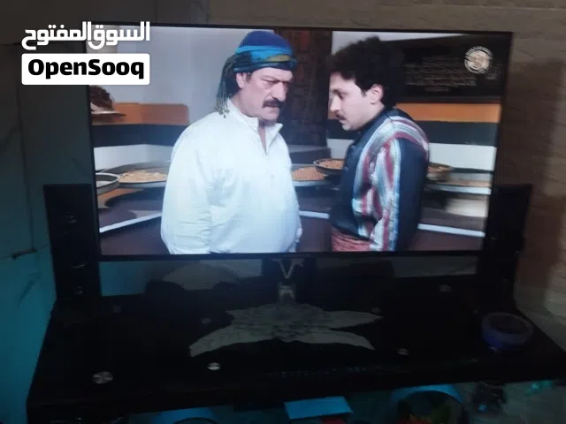 شاشه 43 بوصه مع جهاز صوت