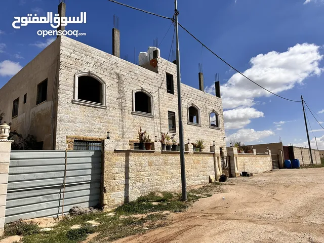250 m2 5 Bedrooms Townhouse for Sale in Amman Sahab