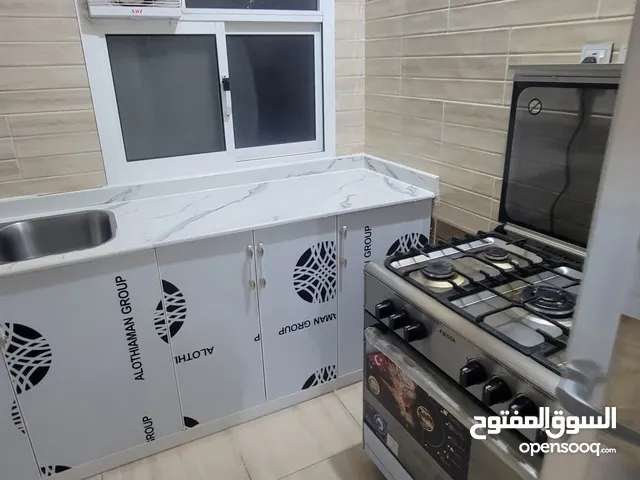 شقه مفروشه للايجار عدن المنصور التسعين