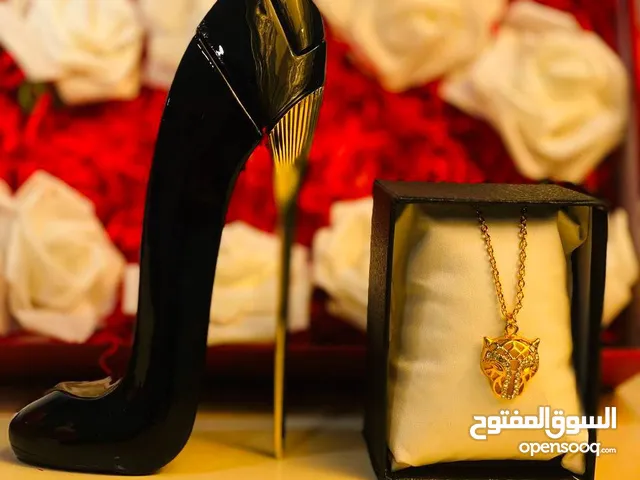 هديه عيد الام اجمل بوكس هدية وفرناها تهدونا الأقارب الحباب على قلوبكم يتكون قلادة تايكر