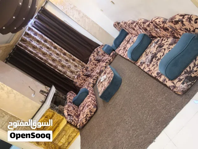 130 m2 3 Bedrooms Apartments for Sale in Zarqa Jabal Al Abyad