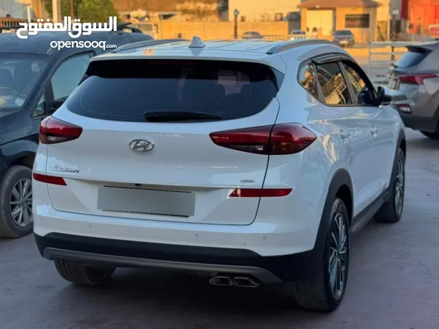 توسان 2020 ترخيص