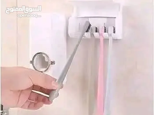 حامل معجون الاسنان والفرش بيشيل حتى خمس فرش