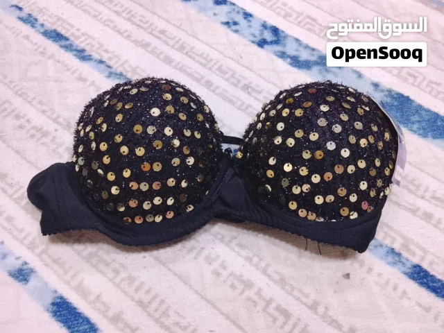 ملابس داخليه