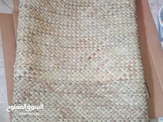 خصف للبيع  مخيوطه بيدي عمانيه