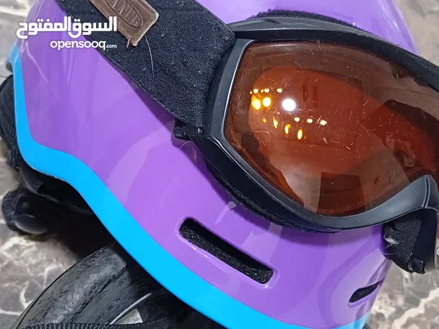 خوذ حماية للرأس مع نظارات