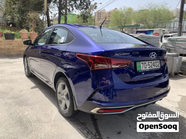 2022 Hyundai Accent GL