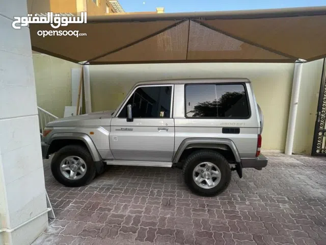 سياره حبه ربع رفارف 2008  مجمرك شحن ماشي 47 الف فقط سياره جديده مخزن الموديل المرغوب