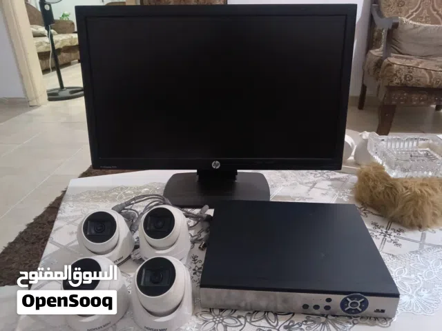 جهاز كاميرات مراقبه 5 ميجا مع 4 كاميرات مع شاشة 22 إنش مع هارديسك 500