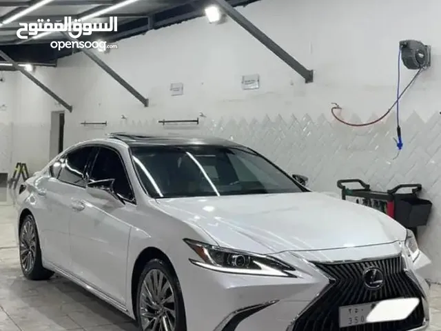 Used Lexus ES in Al Riyadh