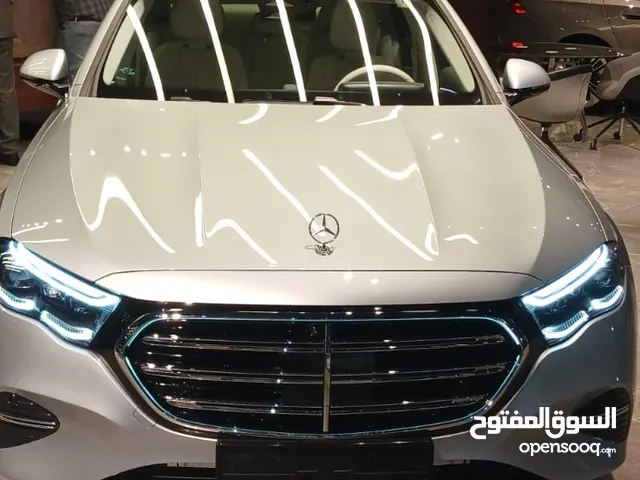 مرسيدس E200 موديل 2025 زيرو فل اوبشن فخامة بلا حدود