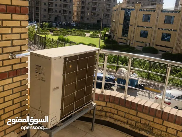 شقة مؤثثه للايجار في مجمع الايادي السكني بسكولاته