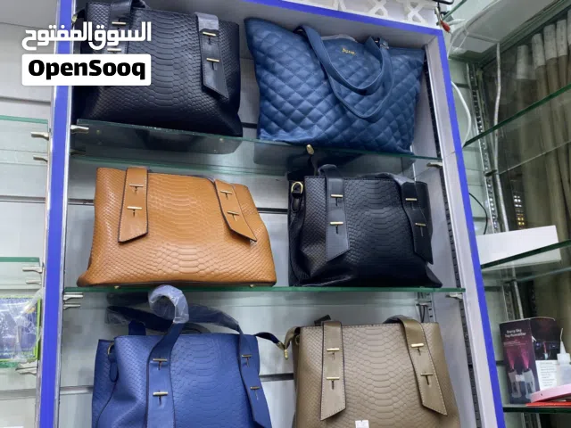 New Elegant Women’s Shoulder Bags – Assorted Python & Quilted Styles