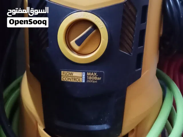 مضخة غسيل سيارات مستعمله نظيفه جدا